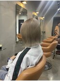 ミルクティーベージュ