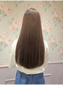 うるツヤストレートヘア