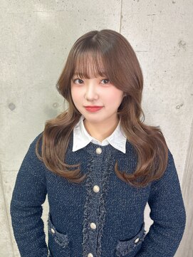 ラフィット 香椎(lafit) レイヤーカット 韓国風巻き髪ヨシンモリ髪質改善艶カラー