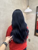 ウタリ(utari)&nbsp;色落ちまで可愛いネイビー【難波 桜川/ケアブリーチ】