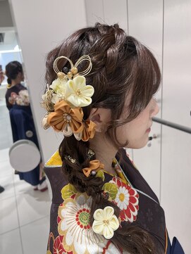 アールプラス 新宿(ar+) 【ヘアセット/新宿/新宿三丁目/ヘアアレンジ】