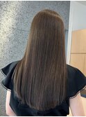 サラツヤロングベージュカラーブリーチしない透明感カラー