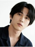 ツイストパーマフェザーパーマスパイキーショートセンター分け