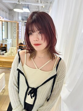 エミュ 中央駅店(eMu) ミディアムレイヤーカット