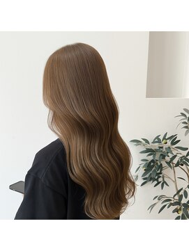 ヌードルバイコア(noodle by CoRe.gn) 透明感ベージュのツヤ感ロング