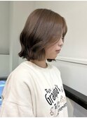 ブリーチなしダブルカラー韓国外国人風長めボブヘーゼルベージュ