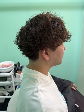 エラ(Ella) 波巻きパーマ