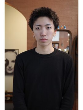 エディ(Edy) メンズスパイキーショート刈り上げスキンフェード眉毛カット岡山