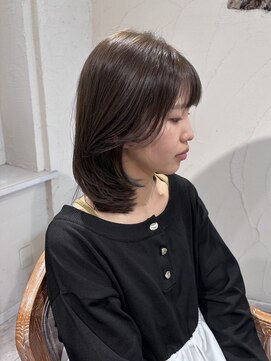 ユイバイラドンナ(Huit by LADONNA) くびれレイヤー/サイドテール/レイヤーショートボブ