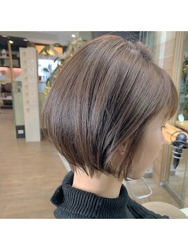 ヘアー ジップ(hair Zip) 丸みショート【早稲田新宿】