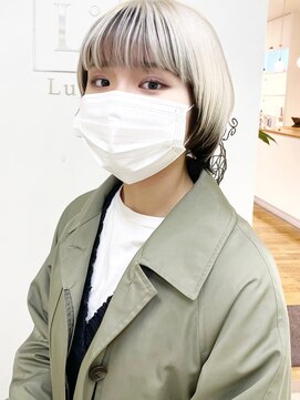 ルッツ(Lutz. hair design) 【ケアブリーチ】ホワイトブロンド×ブラック