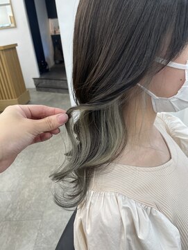 エイト 恵比寿店(EIGHT ebisu) インナーカラーイヤリングカラーグレージュ