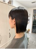 ぱっつん切りっぱなしボブ