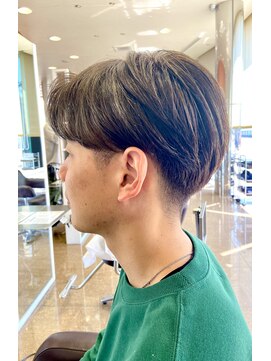 レッド(ReD) ショート　センターパート　韓国風