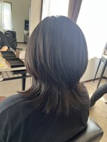 コア フィール ア デイ(COIFFURE A DAY) 《見附　今町》外はねくびれウルフ　ミディアム