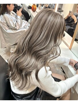 ブレンド 渋谷(BLend) ハイライトブルージュマチルダボブインナーグレージュ