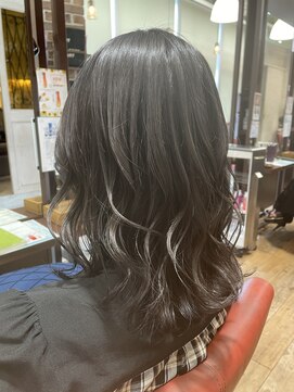 フィゼル あべのルシアス店(Aujua fizelle) ダークグレージュ
