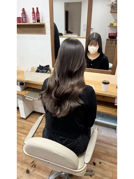 キヌ(kinu) 韓国風ツヤ髪ヘア