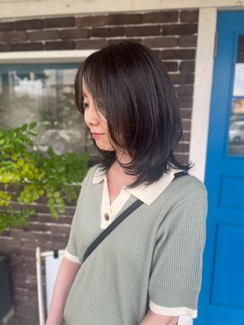 アズグロウ エクラ(AS GROW 'eclat) くびれヘアナチュラルレイヤーミディ