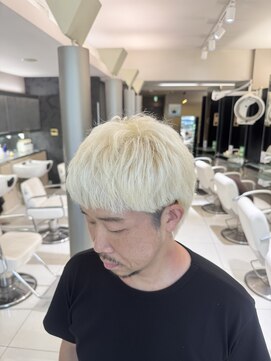 キングスベリーユナイテッド(Kingsbury United) ホワイトブロンド