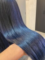 シェル 津山の手店(shel)&nbsp;大人可愛いデザインカラー◎ブリーチありブルーブラック秋カラー