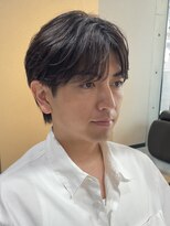 ブルニール 中崎町(BLEUNIR)&nbsp;ビジネスパーマ　フェザーパーマ　センターパート　刈り上げ