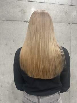 シャワー(SHOWER) ロング、ピンクベージュ、ストレート、レイヤーカット