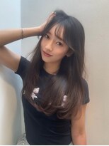 ユーレルム(U-REALM) ロングレイヤー/美髪レイヤー/ローレイヤー/黒髪