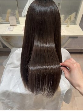 マオリ ホアロハ バイ アヌエヌエ(maoli hoaloha by anuenue) 就活スタイル