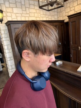 透明感カラー/マッシュショート