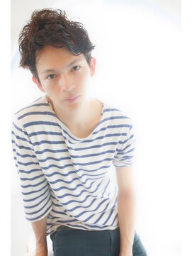 ブーケ(BOUQUET) ショートレイヤー・サイドパートショート・くせ毛風パーマ