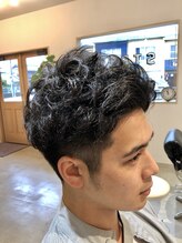 スティーズ ヘアー デザイン STEEZ HAIR DESIGN ビジネス　ツーブロック　アップバング