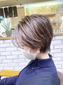 アヴァロン(AVALON) 【mag. ginza佐藤聖】ハイライト×丸み×クビレのクールショート