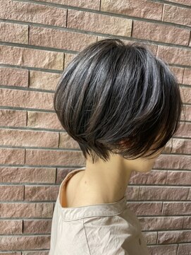 アッシュ 清瀬店(Ash) 丸みショートボブ