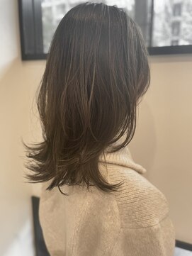 アネラヘアー(Anela hair) 大人可愛い　抜け感 レイヤーミディアム