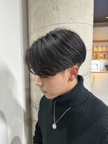 イーラ(era)&nbsp;毛流れナチュラルセンターパート刈り上げツーブロック