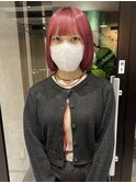 村上/ピンクレッド切りっぱなしボブフルバングダブルカラー
