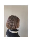 ショートボブ(ハイライト)