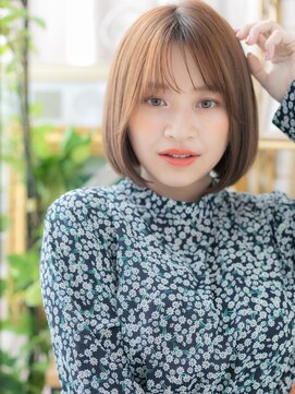 カバーヘア ブリス 大宮西口(COVER HAIR bliss) 暖色系カラー前下がり切りっぱなしミニボブc5大宮20代30代40代