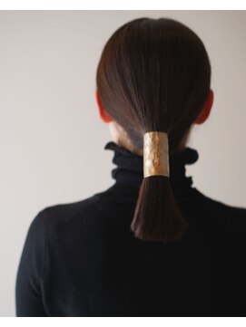 プレッジ(pledge) 髪が柔らかくみえるカラー×ミディアムボブ