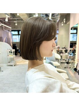 グロー 大宮(GLROW) ♪顔周り　レイヤーボブ　韓国ボブ　ウルフ