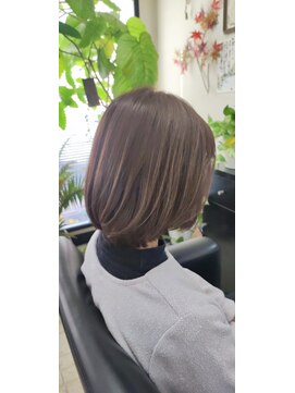 エリカ美容室 ミディアムボブ