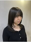 レイヤーカット+オリーブカラー