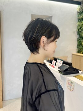 ルディー バイ ヘアーポケット(rudii by HAIR POCKET) ショート×ハイライト