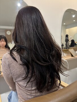 ユッカ 梅田(YUCCA) 【 YUCCA 】大人可愛い20代30代40代ロング/レイヤーカット