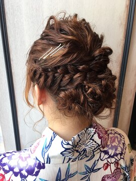 ネオリーブ アンド 渋谷店(Neolive &) 【Neolive & 渋谷店】編み込みアレンジ