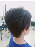 すっきりショートヘアー
