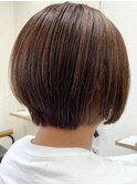 30代40代50代/前下がりショートボブ丸みショート/アースカラー