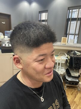 カザマ スキンフェード