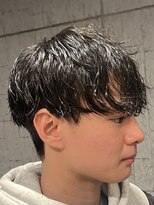 フイ 代々木(Hui)&nbsp;メンズ/アップバング/ツーブロックマッシュ/束間ショート/波巻き